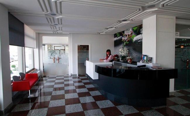 Hotel Adelma โอซนาโย ภายนอก รูปภาพ