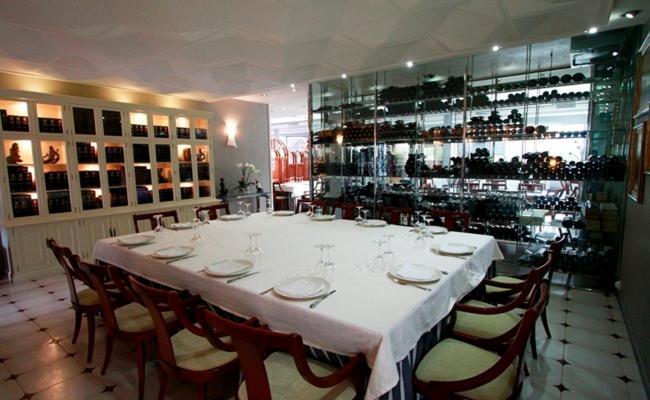 Hotel Adelma โอซนาโย ภายนอก รูปภาพ