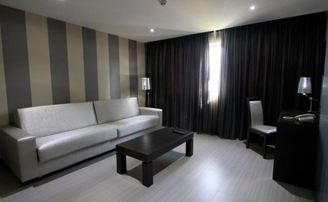 Hotel Adelma โอซนาโย ห้อง รูปภาพ