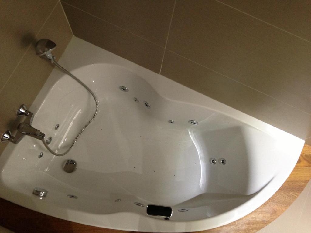 Hotel Adelma โอซนาโย ห้อง รูปภาพ