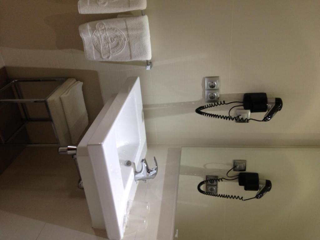 Hotel Adelma โอซนาโย ห้อง รูปภาพ