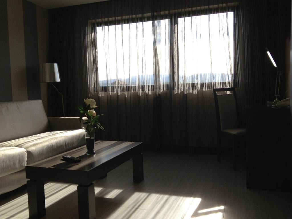 Hotel Adelma โอซนาโย ห้อง รูปภาพ
