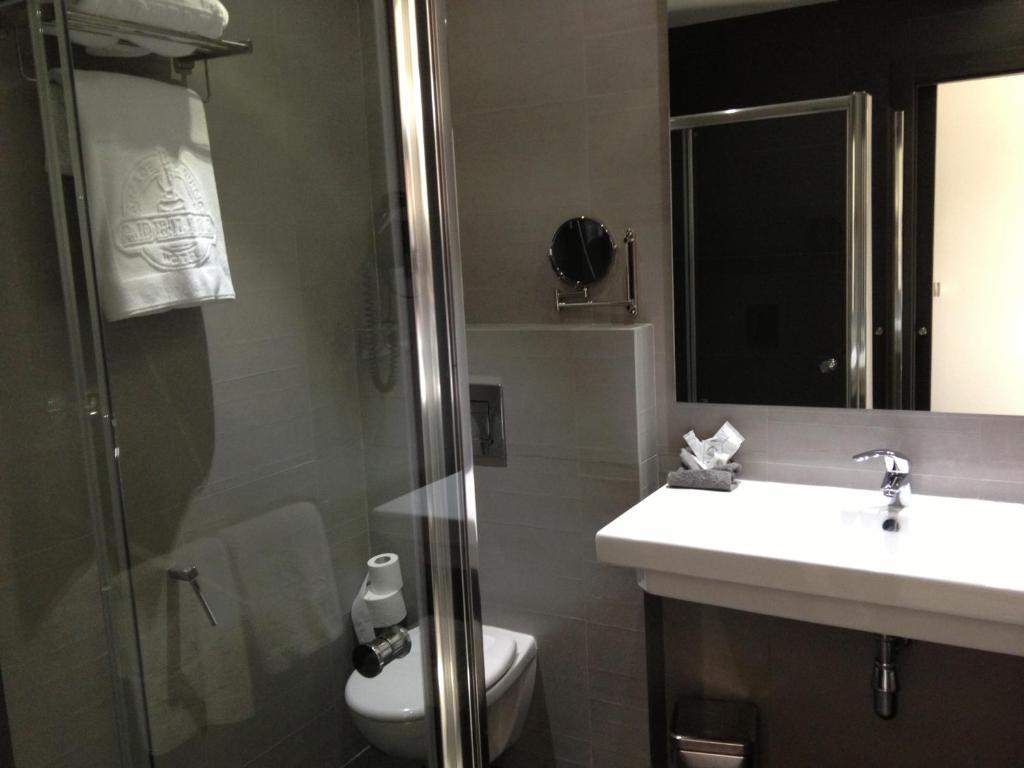 Hotel Adelma โอซนาโย ห้อง รูปภาพ